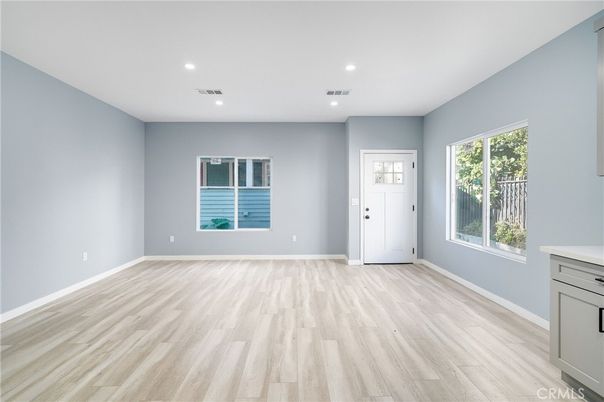 Empty room, Interior, Recessed Lighting, Wood Texture Flooring