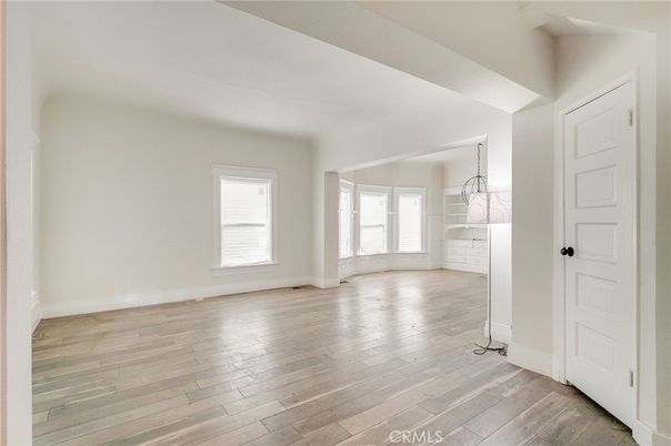 Empty room, Interior, Pendant Lights, Wood Texture Flooring