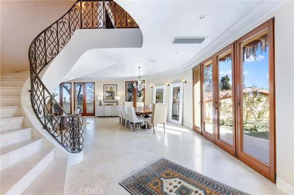 Chandelier, Dining room, Interior, Recessed Lighting