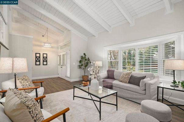 Interior, Living room, Pendant Lights, Wood Texture Flooring