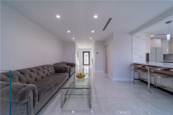 Interior, Kitchen, Living room, Pendant Lights, Recessed Lighting