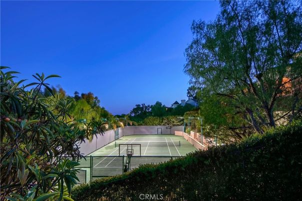 Exterior, Tennis Courts