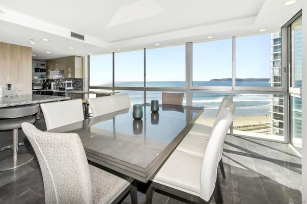 Dining room, Interior, Kitchen, Recessed Lighting, Water