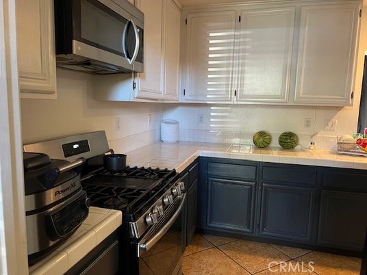 Interior, Kitchen, Tile Countertops