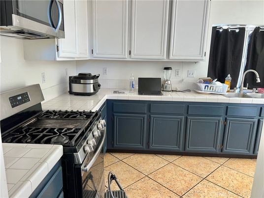 Interior, Kitchen, Tile Countertops