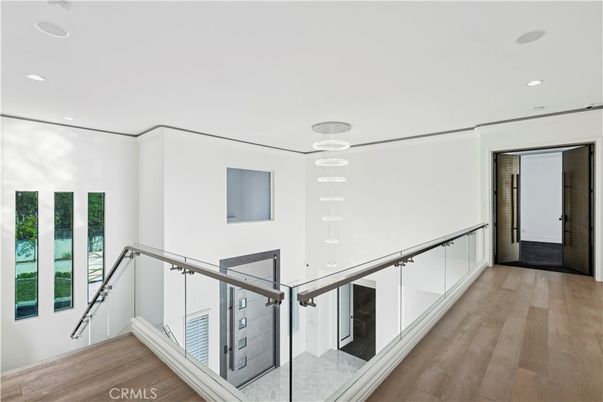 Interior, Pendant Lights, Recessed Lighting, Wood Texture Flooring