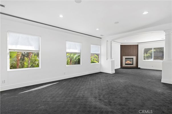 Empty room, Fireplace, Interior, Recessed Lighting