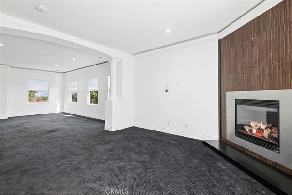 Empty room, Fireplace, Interior, Recessed Lighting
