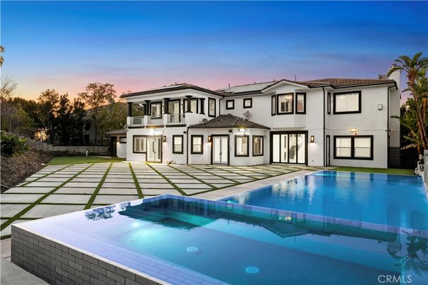 Exterior, Pool, Solar Panels