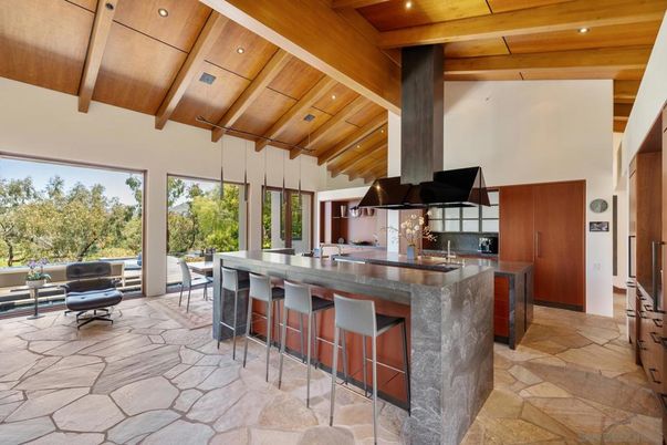 Interior, Kitchen, Pendant Lights, Recessed Lighting, Wooden Beams, Wooden Ceilings