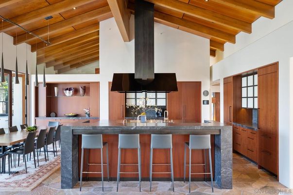 Dining room, Interior, Pendant Lights, Wooden Beams, Wooden Ceilings