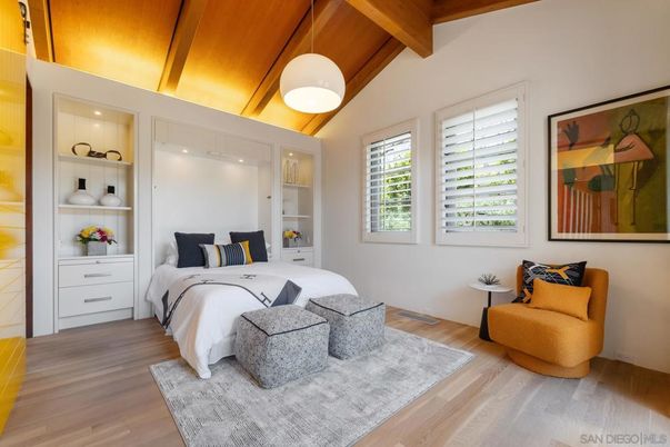 Bedroom, Interior, Pendant Lights, Recessed Lighting, Wooden Beams, Wooden Ceilings, Wood Texture Flooring