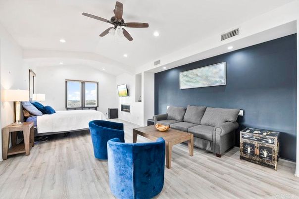Bedroom, Interior, Living room, Recessed Lighting, Wood Texture Flooring