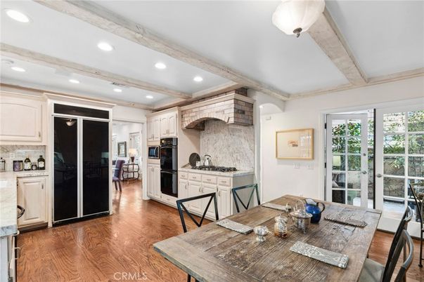 Dining room, Interior, Kitchen, Recessed Lighting, Stainless Steel Appliances, Wooden Beams, Wood Texture Flooring