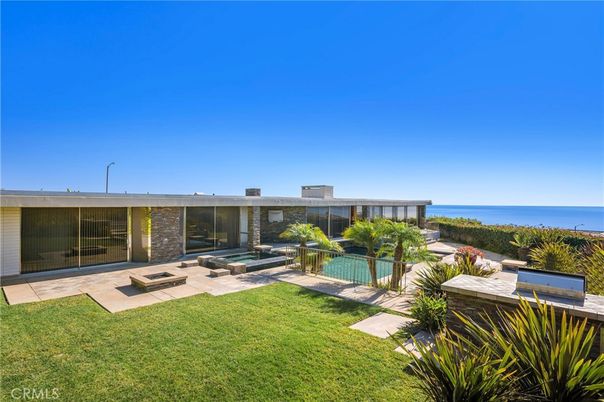 Backyard, Exterior, Pool, Water