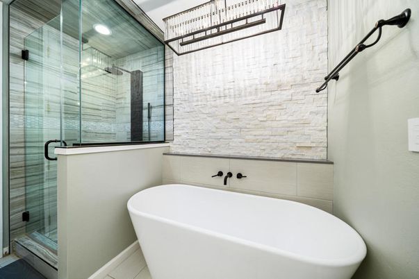 Bathroom, Free Standing Baths, Glass Shower, Interior, Recessed Lighting