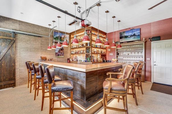 Interior, Pendant Lights, Stone Walls