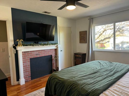 Bedroom, Fireplace, Interior, Wood Texture Flooring