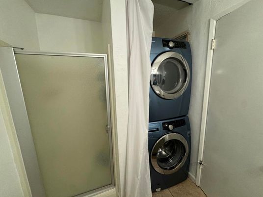 Bathroom, Interior, Utility Closets, Washer