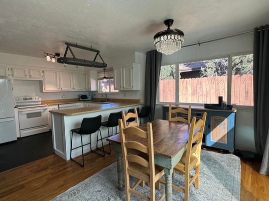 Chandelier, Dining room, Interior, Kitchen, Wood Texture Flooring