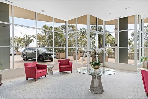 Interior, Recessed Lighting, Sun Room