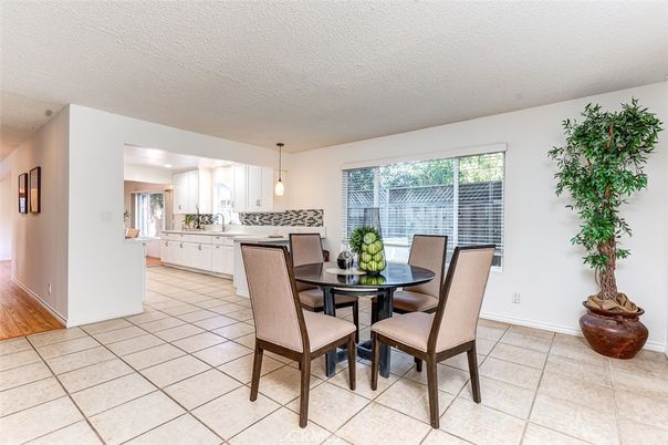 Dining room, Interior, Kitchen, Pendant Lights