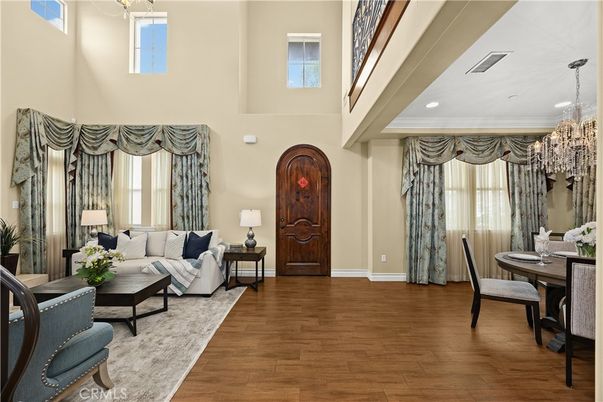 Chandelier, Dining room, Interior, Living room, Recessed Lighting, Wood Texture Flooring