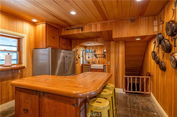 Interior, Recessed Lighting, Wooden Ceilings, Wooden Walls