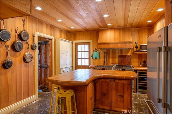 Interior, Kitchen, Recessed Lighting, Stainless Steel Appliances, Wooden Ceilings, Wooden Walls