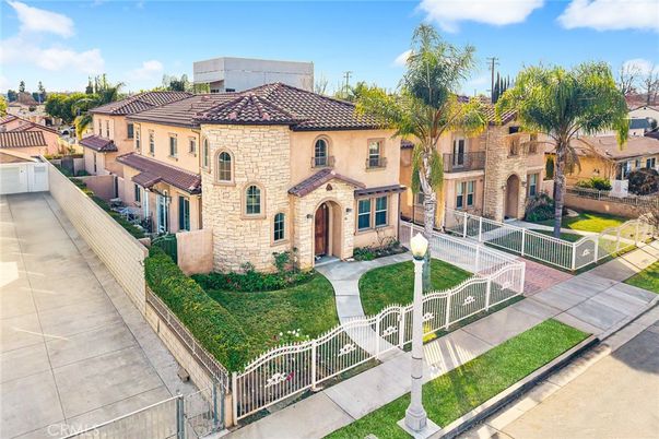 Backyard, Exterior, Facade, Mediterranean