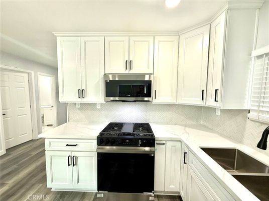 Interior, Kitchen, Recessed Lighting, Wood Texture Flooring