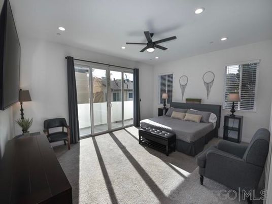 Bedroom, Interior, Recessed Lighting