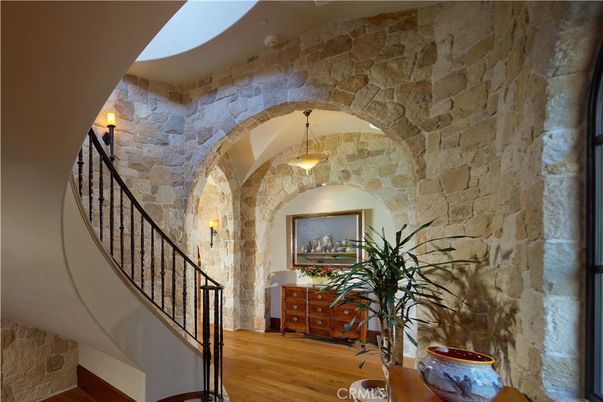 Interior, Pendant Lights, Stone Walls, Wood Texture Flooring