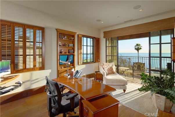Home Office, Interior, Recessed Lighting, Water, Wood Texture Flooring