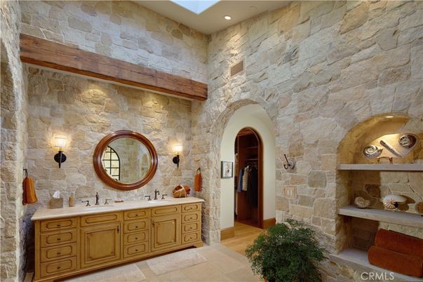 Bathroom, Dual Sink Vanities, Interior, Recessed Lighting, Stone Walls