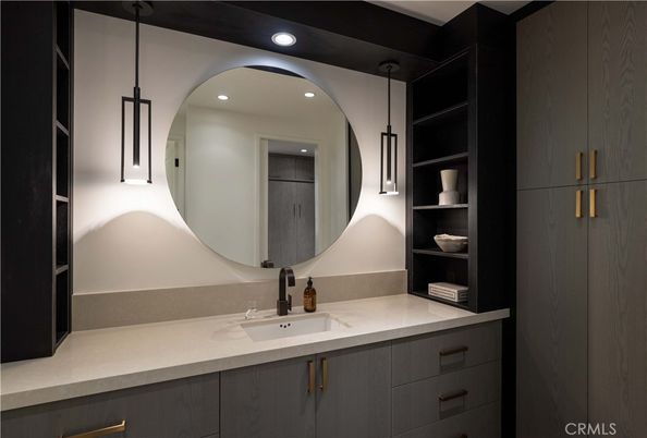 Bathroom, Interior, Pendant Lights, Recessed Lighting