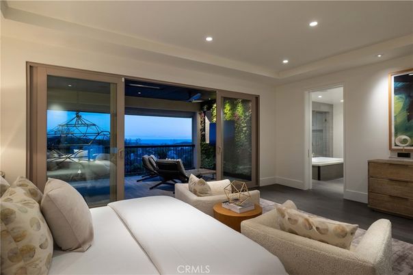 Bedroom, Interior, Living room, Recessed Lighting, Water, Wood Texture Flooring