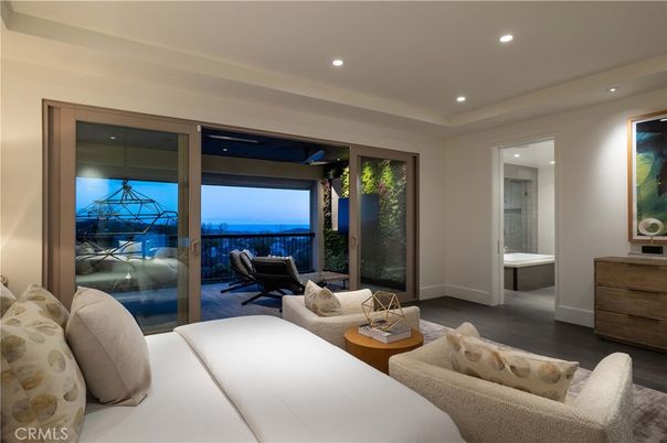 Bedroom, Interior, Living room, Recessed Lighting, Water