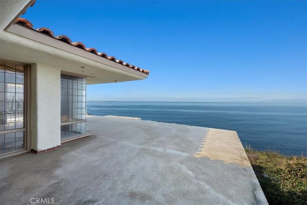 Exterior, Water