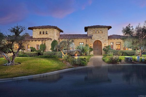 Backyard, Exterior, Facade, Mediterranean