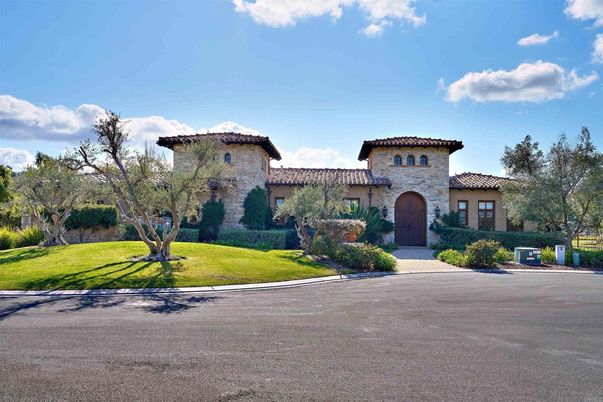 Backyard, Exterior, Facade, Mediterranean