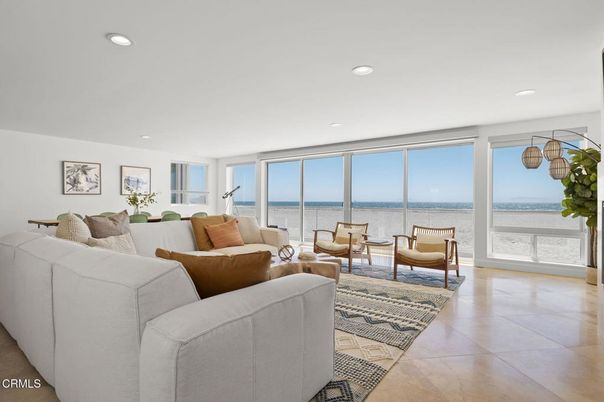 Interior, Living room, Recessed Lighting, Water