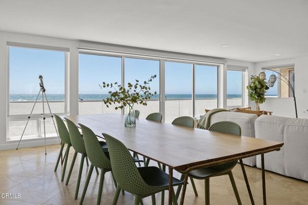 Dining room, Interior, Recessed Lighting, Water