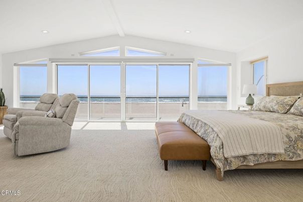 Bedroom, Interior, Recessed Lighting, Water