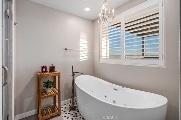 Bathroom, Chandelier, Free Standing Baths, Interior, Recessed Lighting