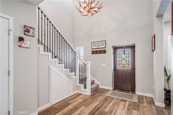 Chandelier, Interior, Wood Texture Flooring