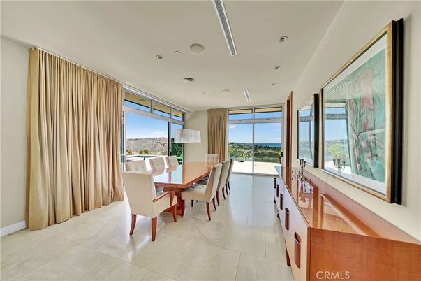 Dining room, Interior, Pendant Lights, Recessed Lighting