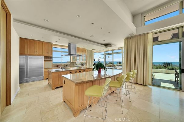 Interior, Kitchen, Recessed Lighting, Stainless Steel Appliances, Water