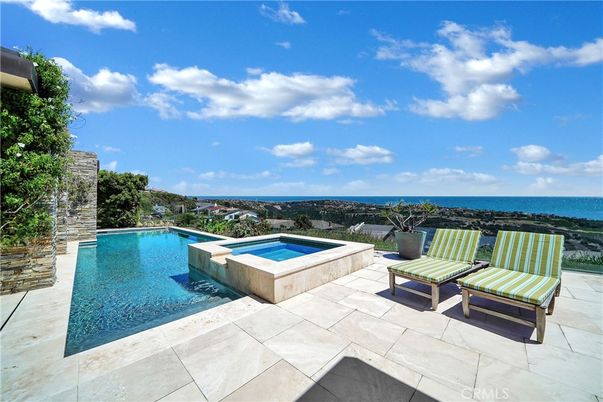 Exterior, Pool, Water