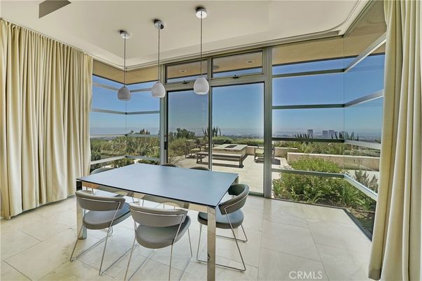 Dining room, Interior, Pendant Lights, Sun Room